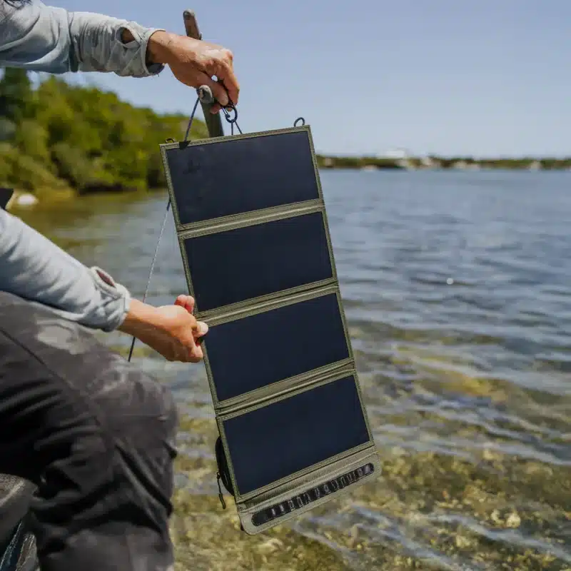 Nestout 4 Panel Solar Charger 4 Nestout 4 Panel Solar Charger